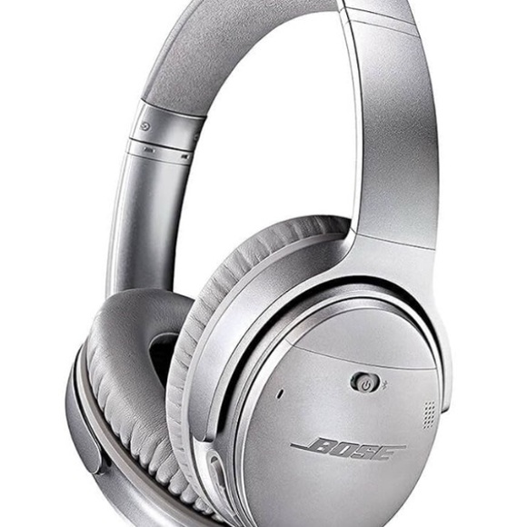Bose Silver Over-Ear Wireless Headphones with Comfort and Style - Picture 3 of 6